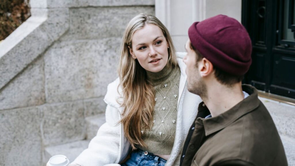 Relationship Red Flags: Top 7 Signs It's Time to Reevaluate Your Partner 3 Relationship Red Flags: Top 7 Signs It's Time to Reevaluate Your Partner