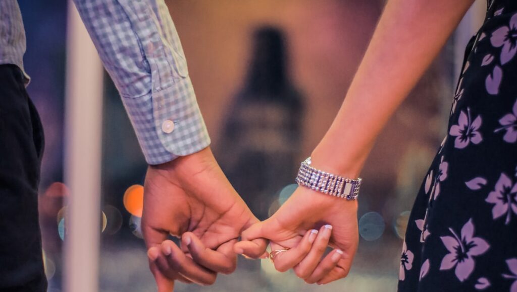 love bombing