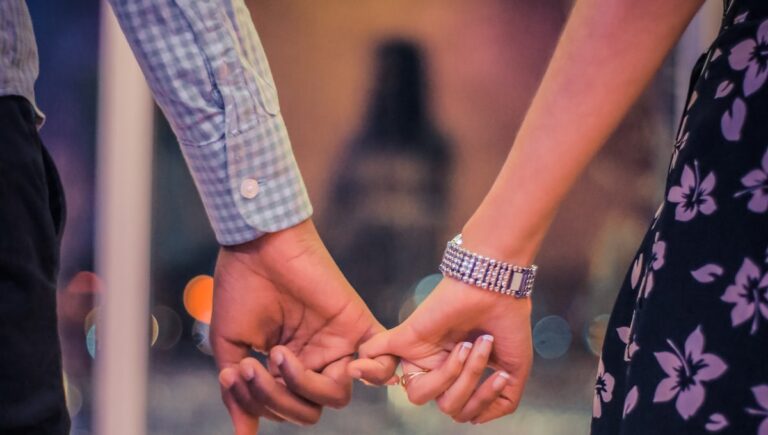 love bombing