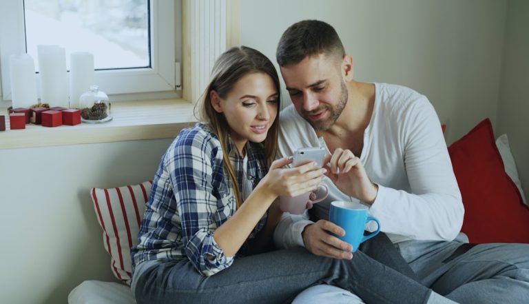 A married couple discussing money after financial infidelity