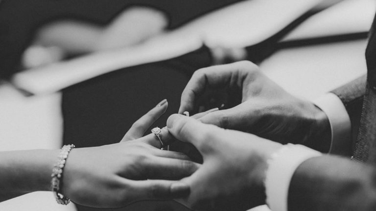 Reconciliation after separation weighed by a person wearing a ring